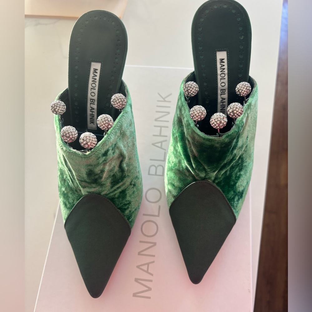 Manolo Blahnik Velvet Green Pumps